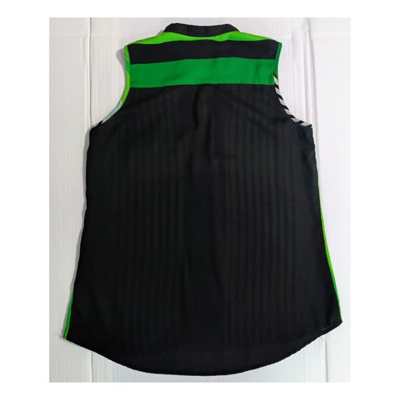 Cupio Sleeveless V-Neck Black, White, and Kelly Green Pleated Striped Blouse - Picture 2 of 3